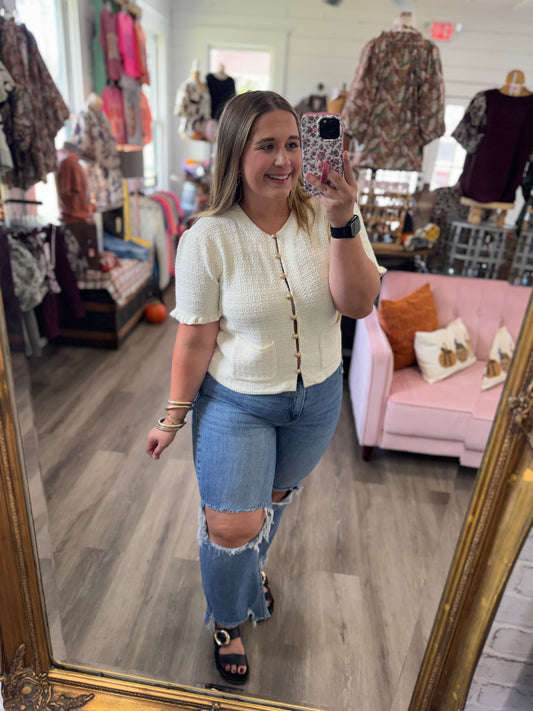 Classic Ruffled Sleeve Pocket Top