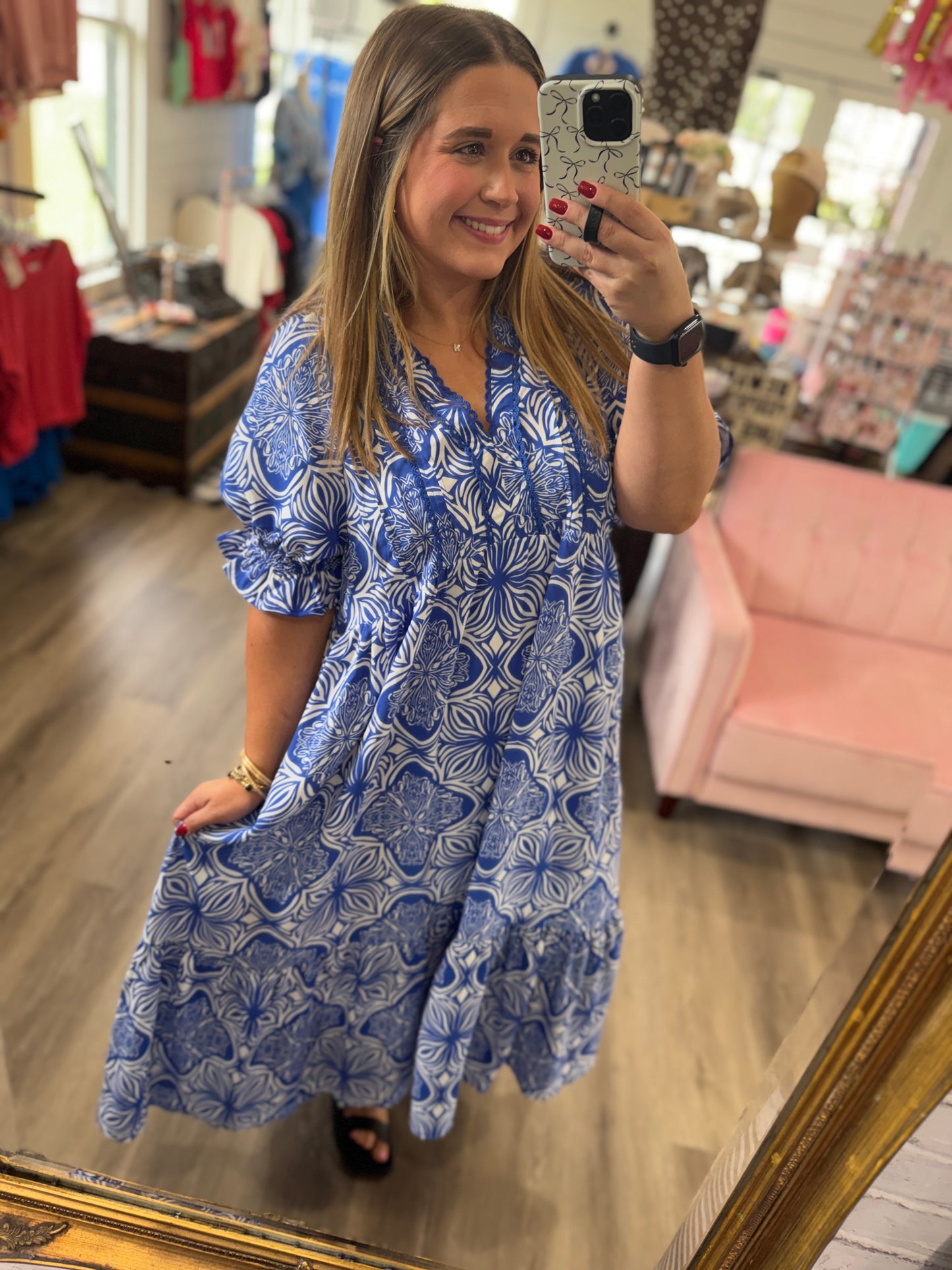 Em Abstract Print Collared Tiered Midi Dress