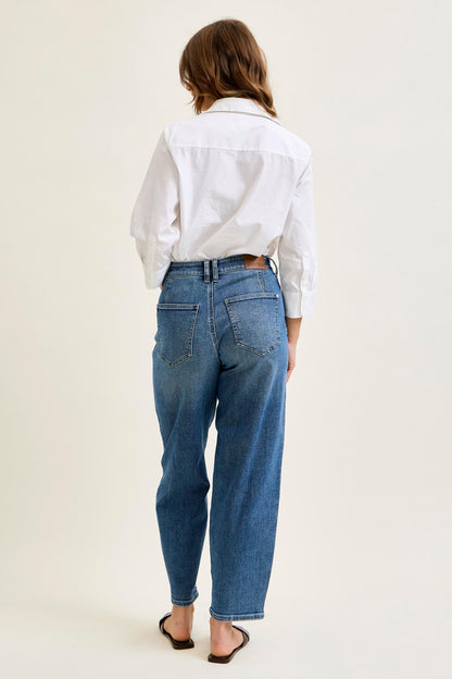 High Waist Rigid Magic Barrel w/ Dart Detailing Jeans