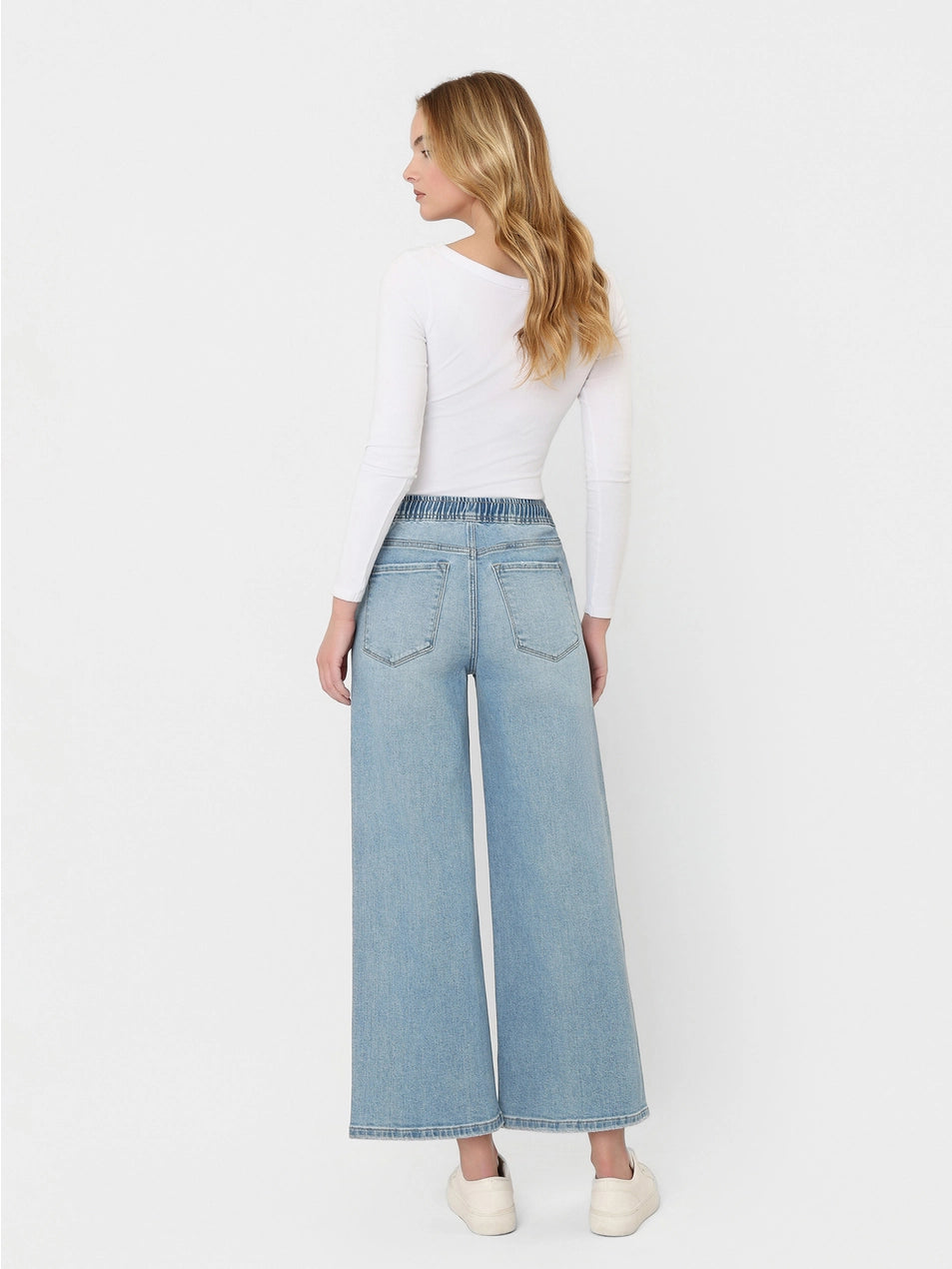 Impartial High-Rise Elastic Crop Wide Jeans