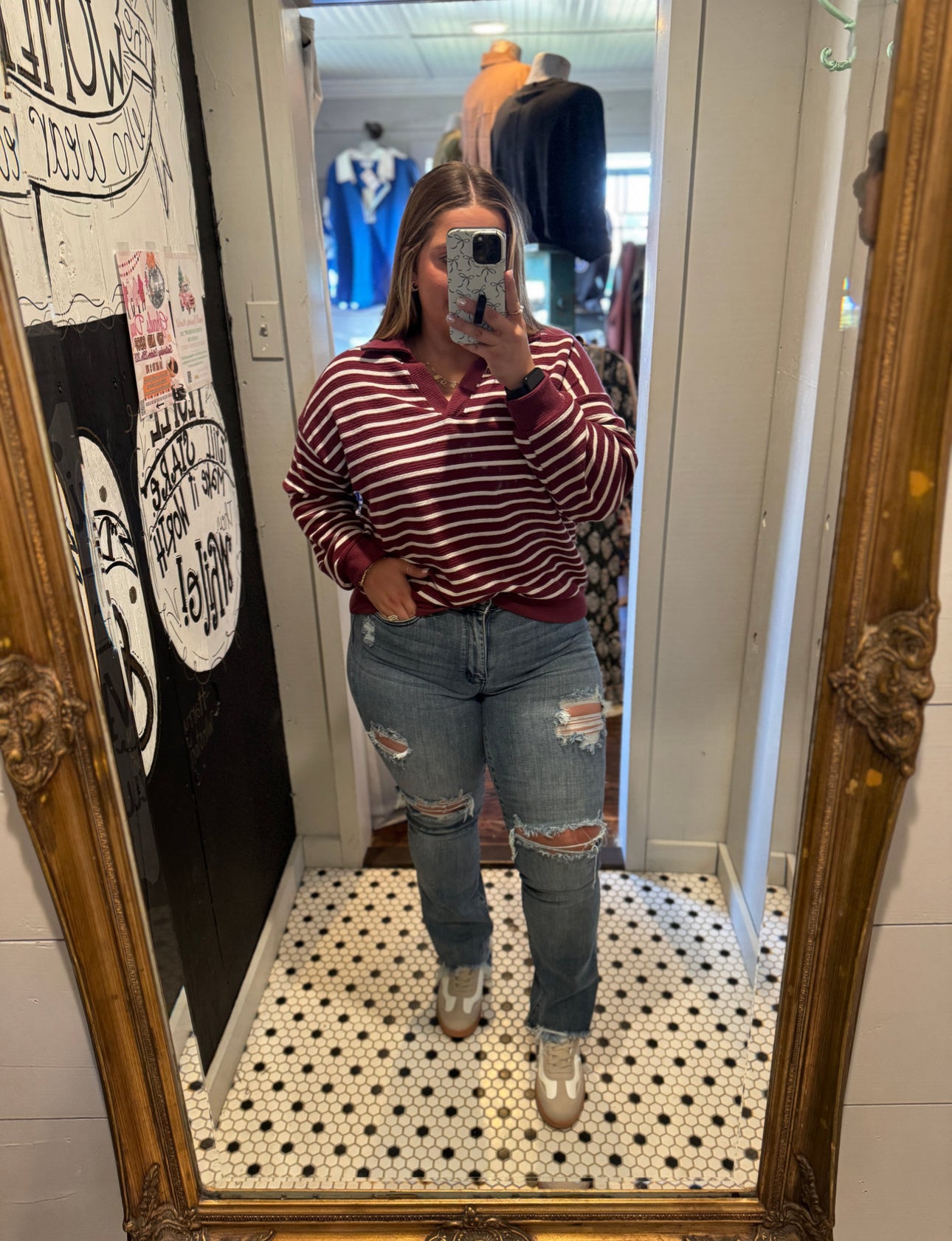 Niki Mid Rise Destroy Straight Jeans