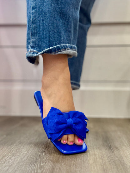 Royal Charm Bow Sandals
