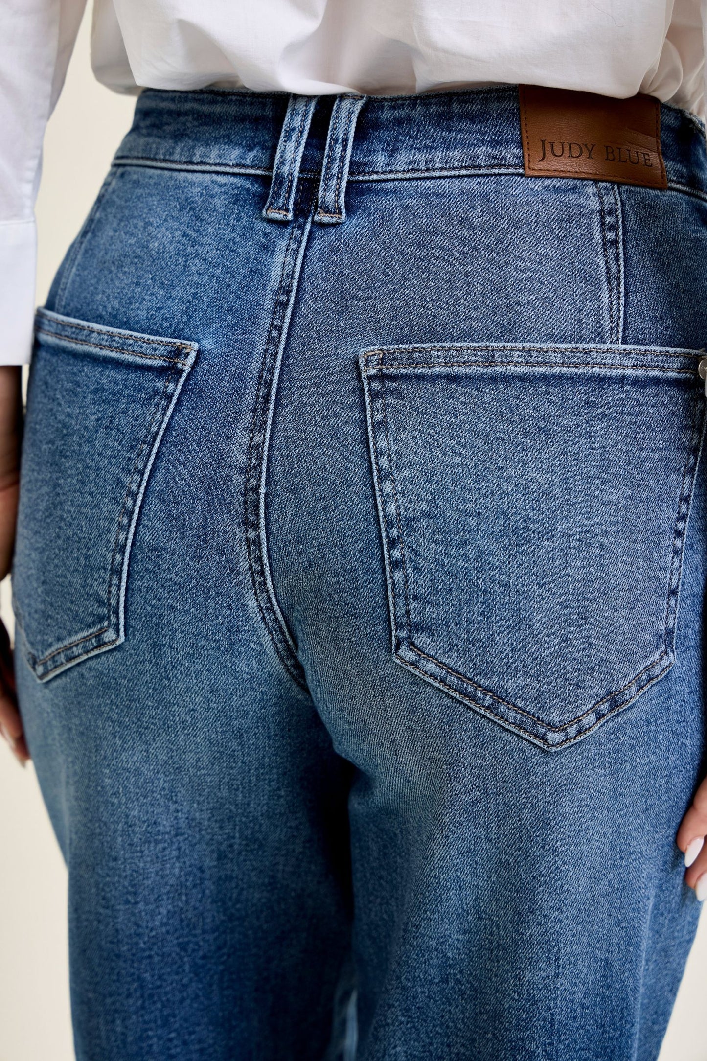 High Waist Rigid Magic Barrel w/ Dart Detailing Jeans