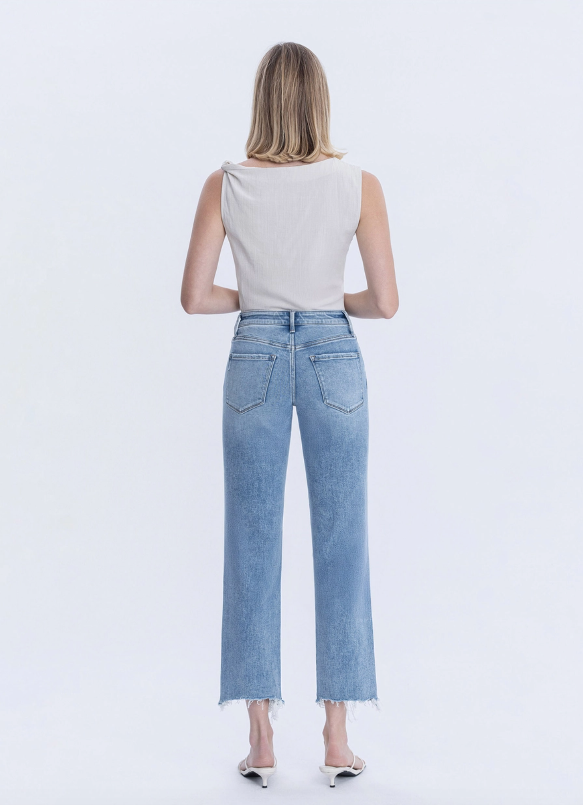 High Rise Distressed Right Knee Straight Jeans
