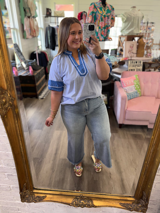 Jayden Mid-Rise Ankle Wide Leg + Frayed Jeans