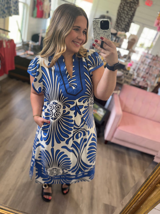Amy Mix Bold Print Flutter Sleeve Midi Dress