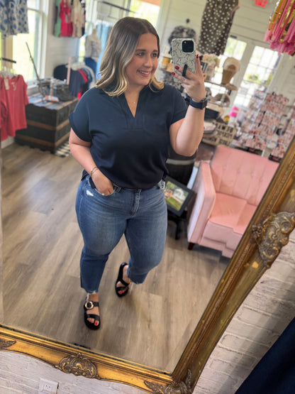 Romantic High Rise Frayed Hem Crop Straight Jeans