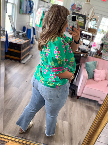 Mid Rise Kick Flare W/ Frayed Hem Jeans