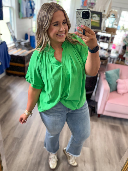 Leslie Linen V-Neck Flutter Sleeve Top- Green