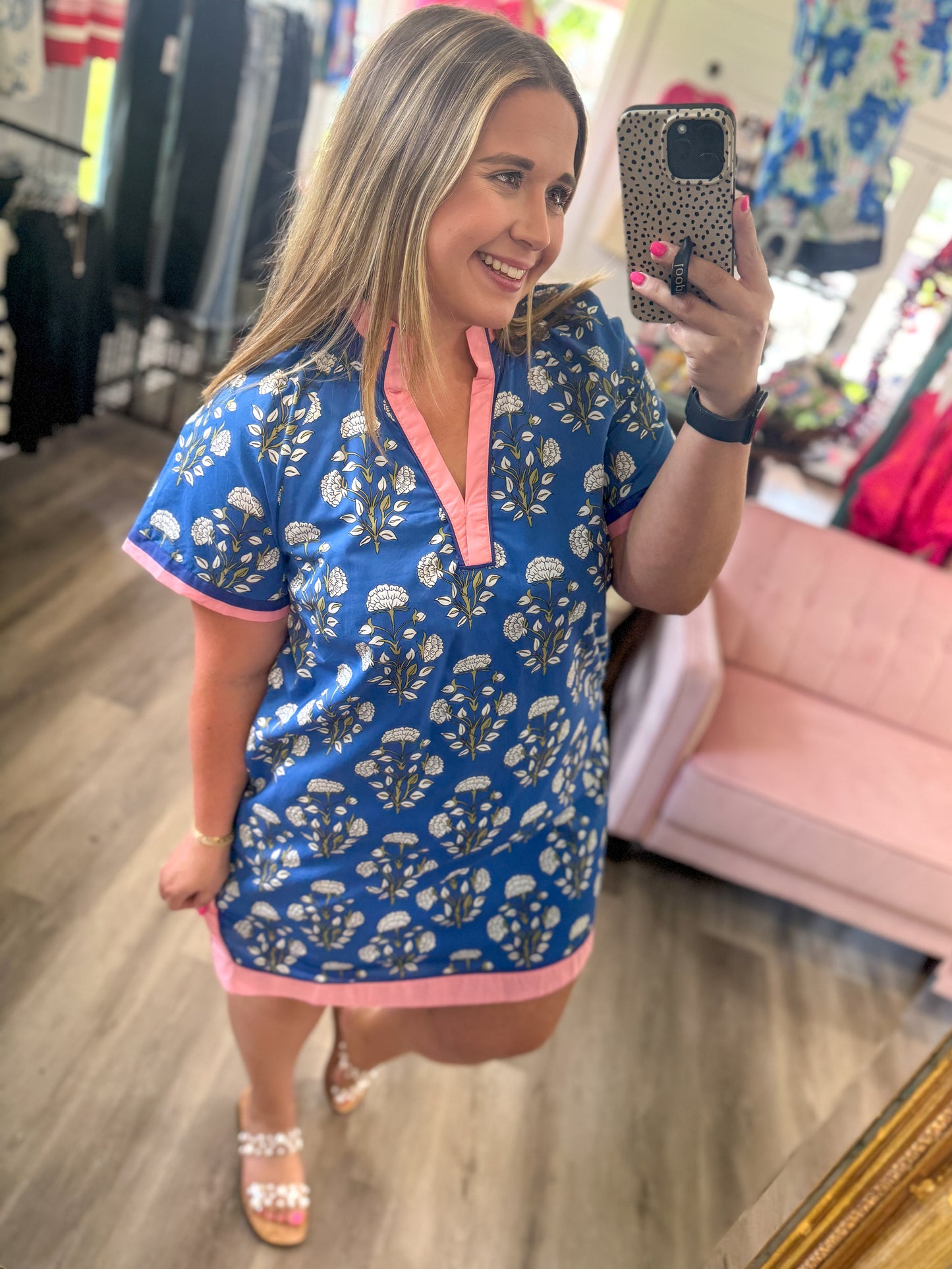 Janet Printed Split Neck Short Sleeve Shift Dress