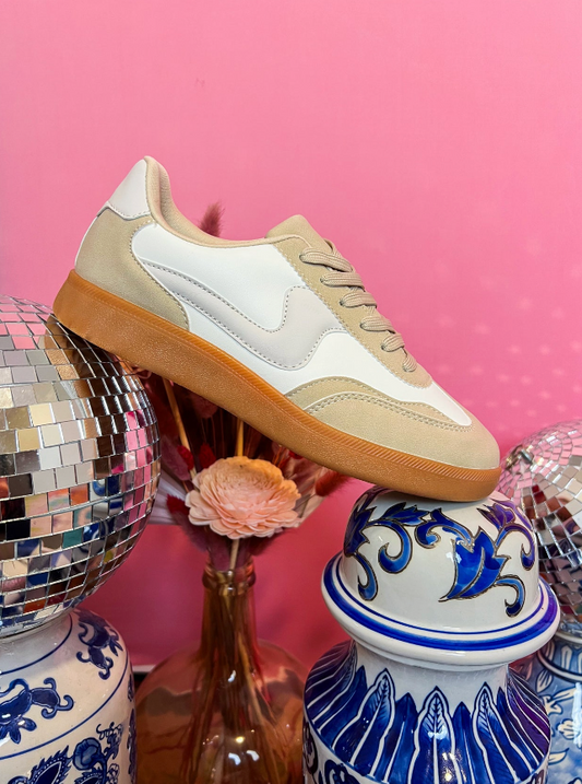 Lilly Sneakers