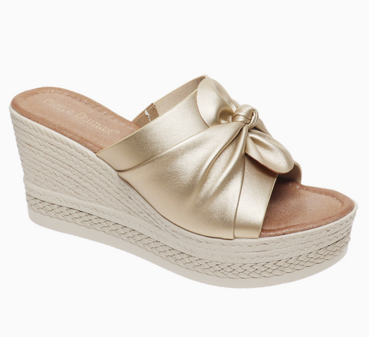 Carol Gold Twist Wedges