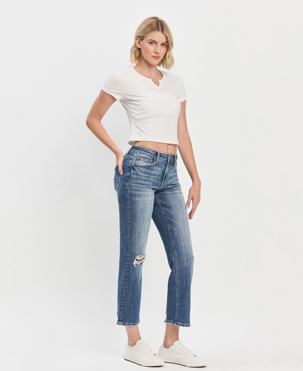 Prominent High Rise Ankle Straight Jeans